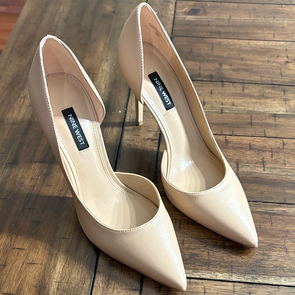 Nine West Beige Pointed Toe Heels